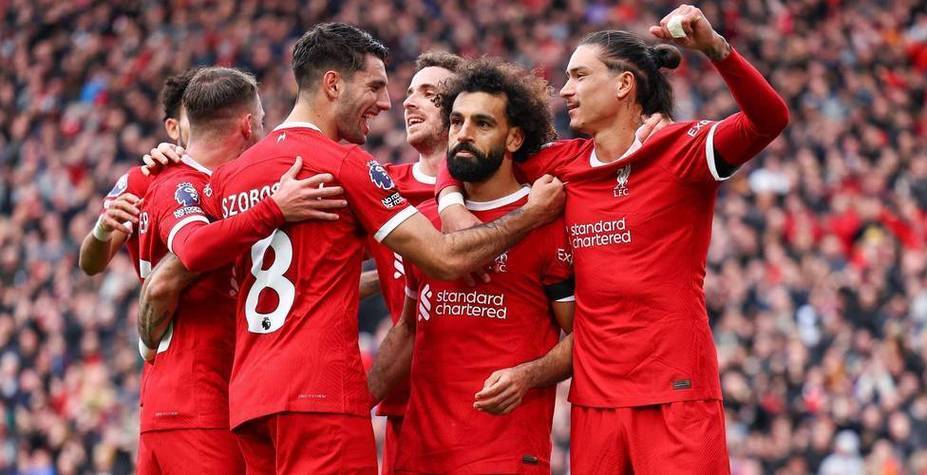 利物浦逼平对手，争夺冠军悬念不减